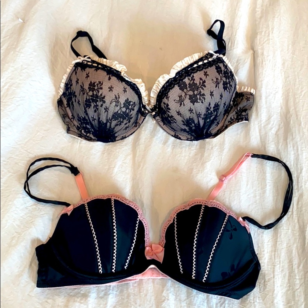 Victoria’s Secret bras “sexy little things” 34C
